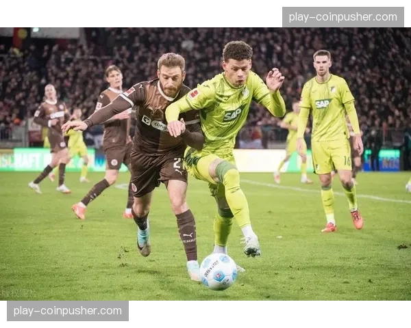 奥格斯堡对霍芬海姆近期三连败,战术体系相克问题亟待解决 奥格斯堡对霍芬海姆近期三连败,战术体系相克问题亟待解决